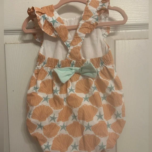 Stitchy fish bubble romper 9m - Picture 4 of 6